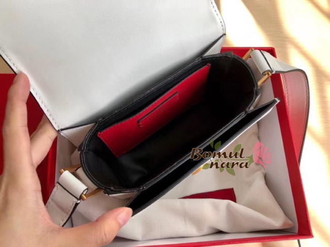 2f9c2319ae2d307ccdeab8abc024b89e_1589493905_1184.jpg 2f9c2319ae2d307ccdeab8abc024b89e_1589493905_1184.jpg