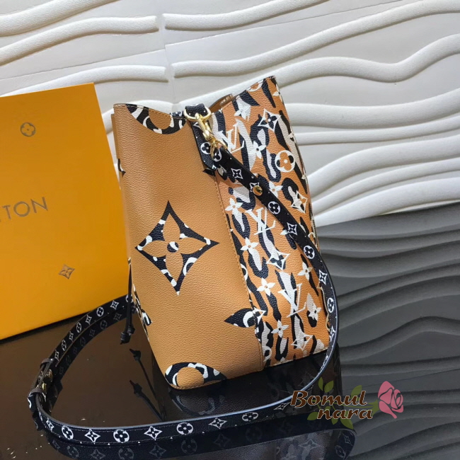 e9dd8bb0d4bdc55d618c36d5f0d85837_1590122438_0332.jpg e9dd8bb0d4bdc55d618c36d5f0d85837_1590122438_0332.jpg