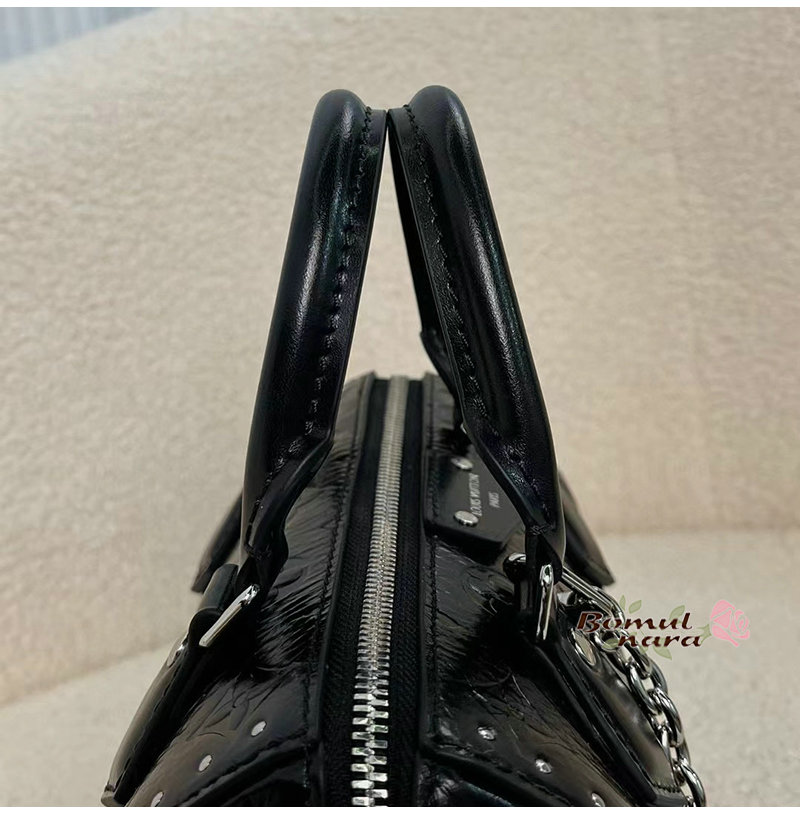 8ac51e6537bc72996216384995148e72_1766129405_0288.jpg 8ac51e6537bc72996216384995148e72_1766129405_0288.jpg