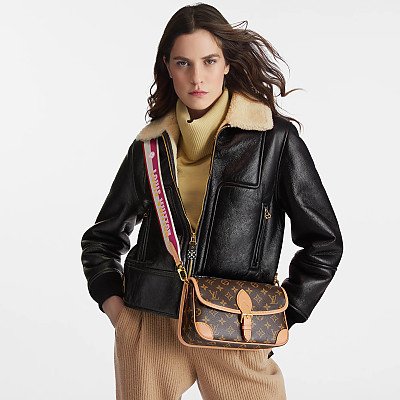 [스페셜오더]LOUIS VUITTON-M27866 루이비통 무라카미 LV x TM 다이앤 PM