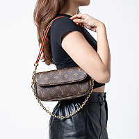 [스페셜오더]LOUIS VUITTON-M27492 루이비통 x TM 무라카미 컬렉션 월릿 온 체인 아이비