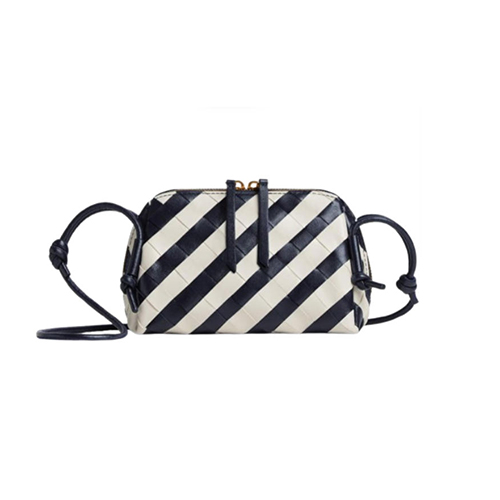 BOTTEGA VENETA-794258 보테가 베네타 화이트/다크 블루 콘서트 파우치